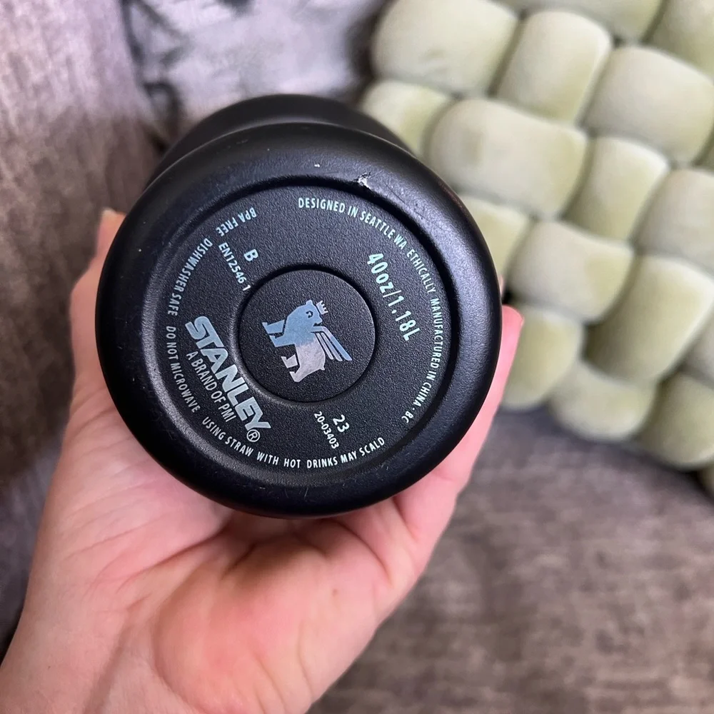 Stanley Black Chrome Quencher - Picture 5 of 10